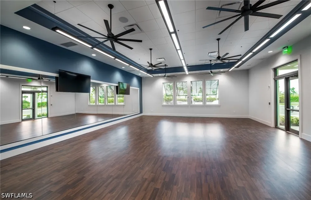 Florida Elm Court North Fort Myers, FL 33917
