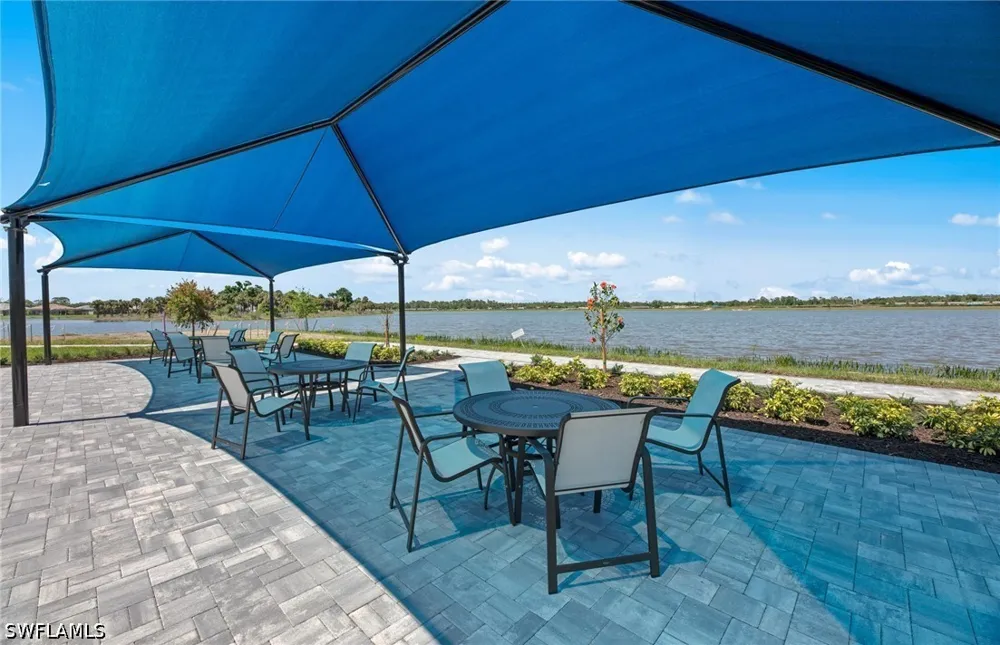 Florida Elm Court North Fort Myers, FL 33917