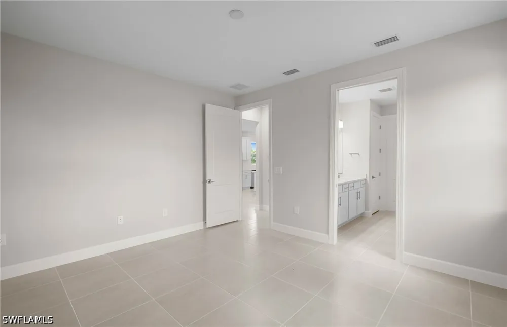 Florida Elm Court North Fort Myers, FL 33917