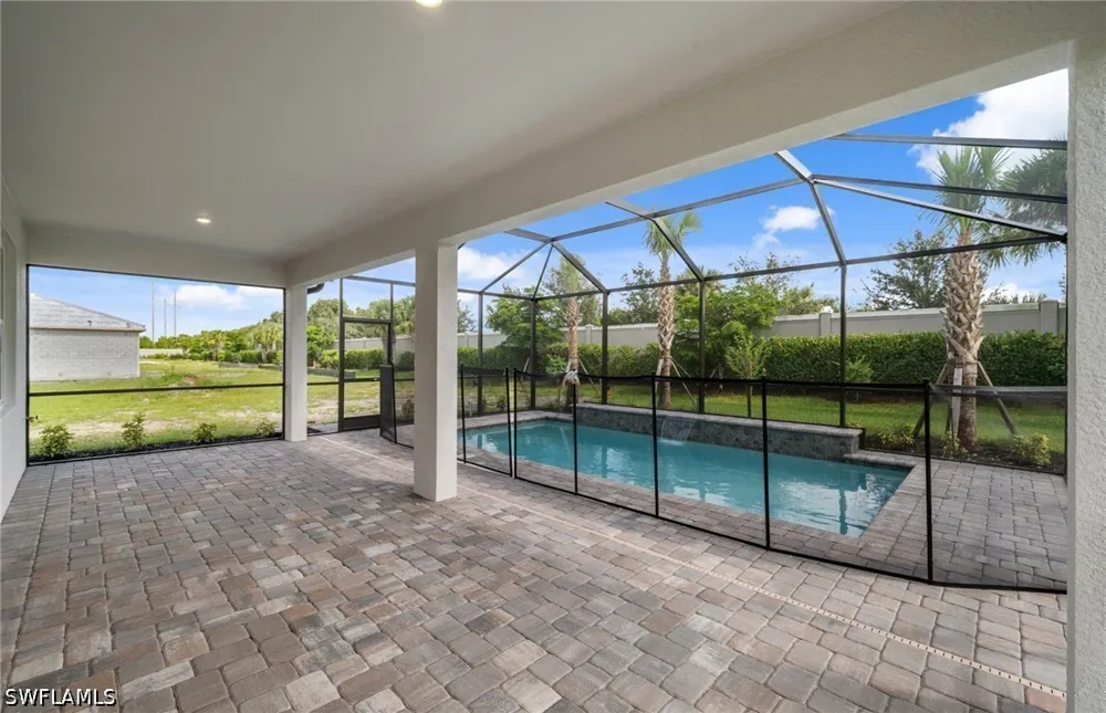 Florida Elm Court North Fort Myers, FL 33917