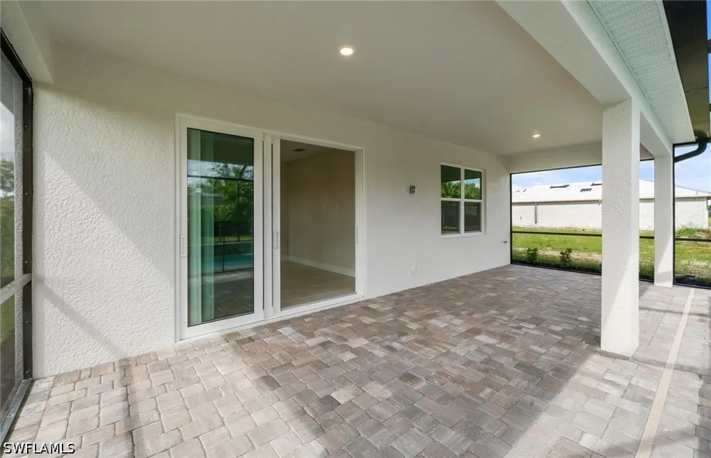 Florida Elm Court North Fort Myers, FL 33917