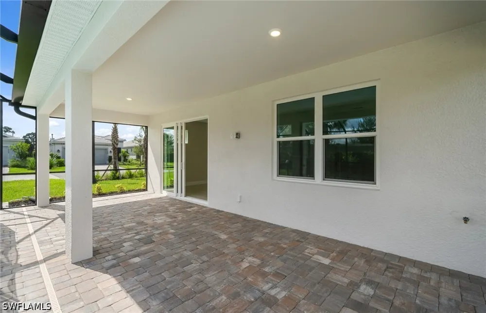 Florida Elm Court North Fort Myers, FL 33917