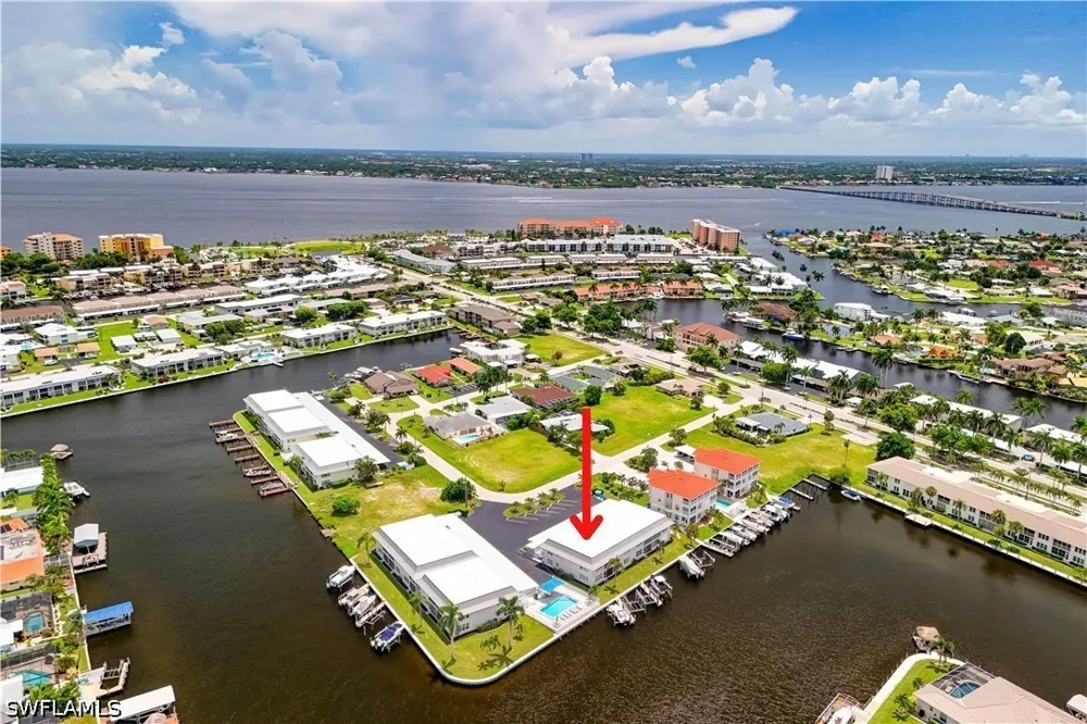 SE 18th Avenue #2D Cape Coral, FL 33904