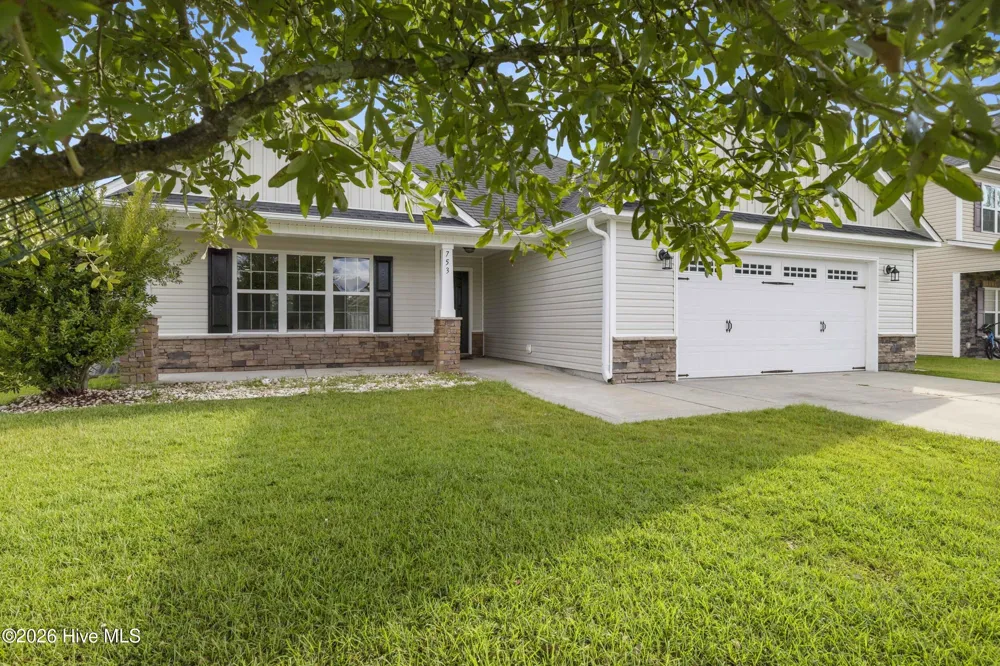 753 Radiant Drive Jacksonville, NC 28546