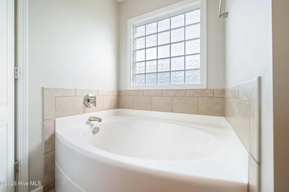 753 Radiant Drive Jacksonville, NC 28546