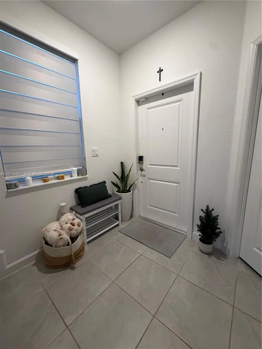 2371 NW 122nd Ter Miami, FL 33167