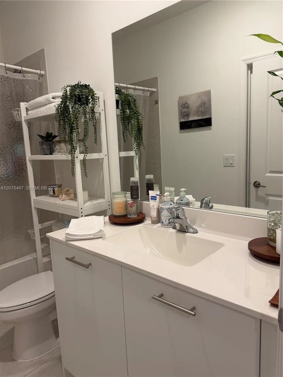 2371 NW 122nd Ter Miami, FL 33167