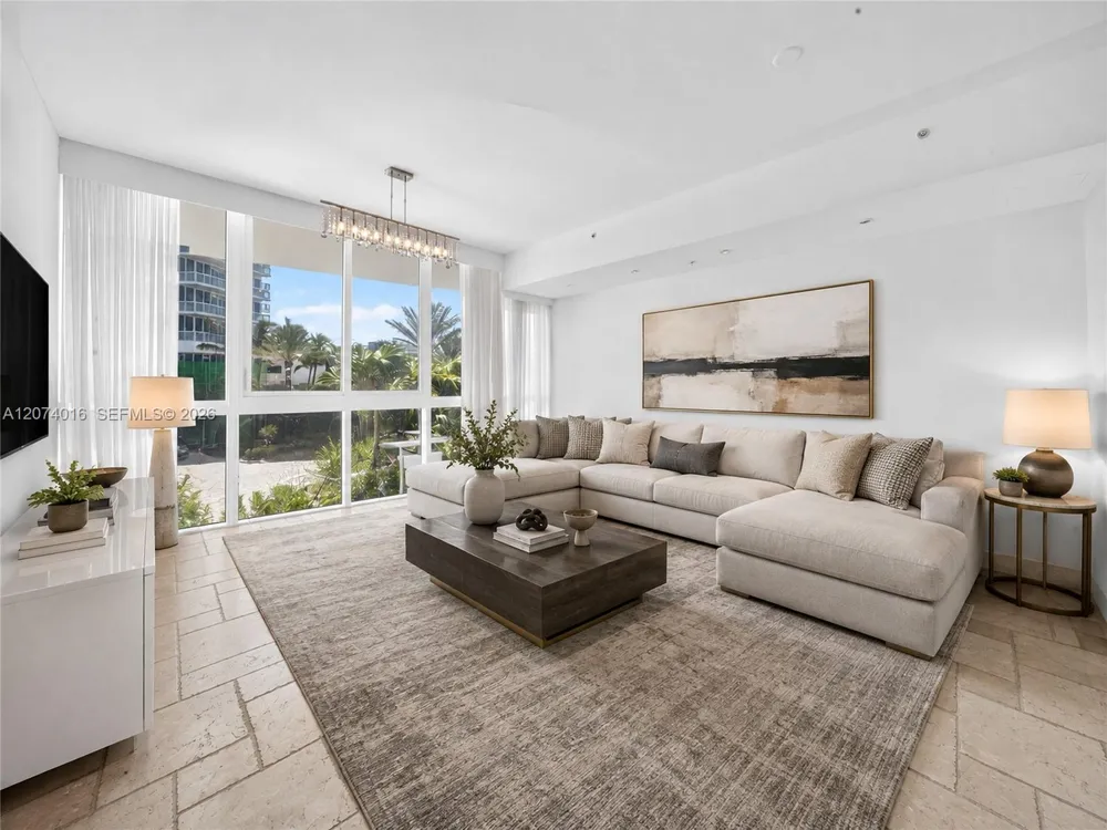 50 S Pointe Dr #504 Miami Beach, FL 33139