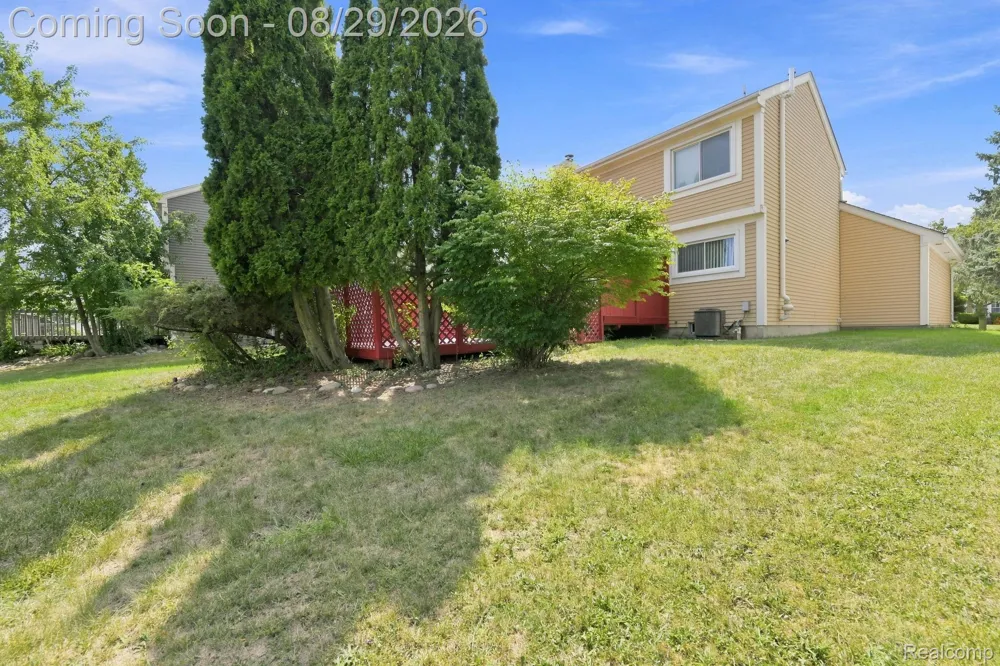 456 Farmridge Court Rochester Hills City, MI 48307