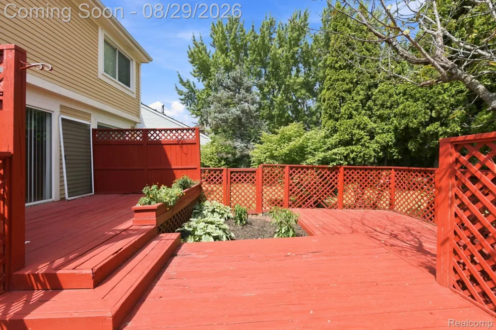 456 Farmridge Court Rochester Hills City, MI 48307