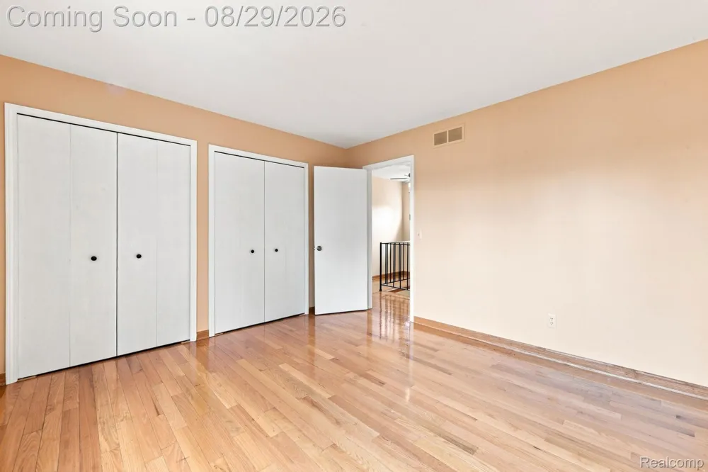 456 Farmridge Court Rochester Hills City, MI 48307
