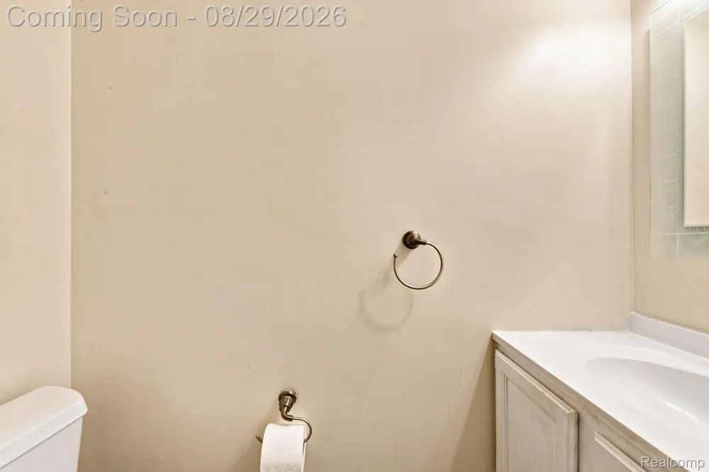 456 Farmridge Court Rochester Hills City, MI 48307