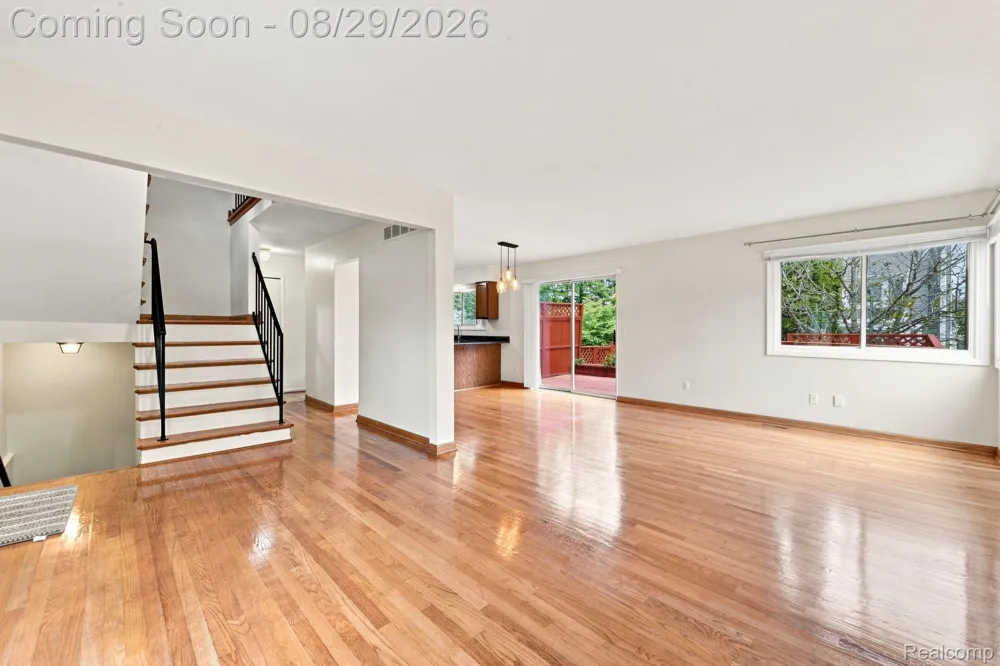 456 Farmridge Court Rochester Hills City, MI 48307