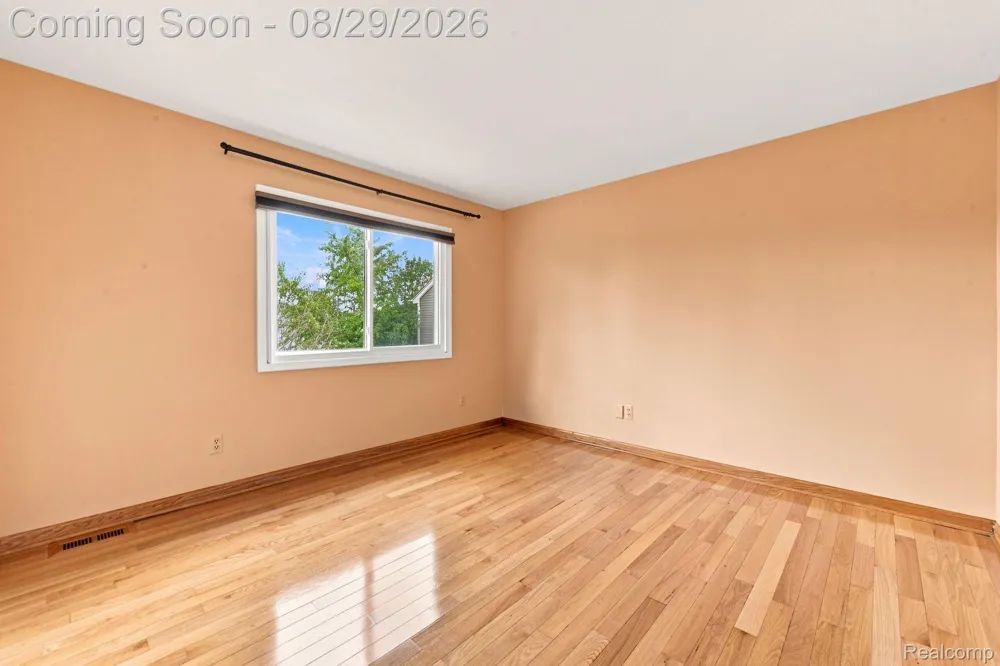 456 Farmridge Court Rochester Hills City, MI 48307