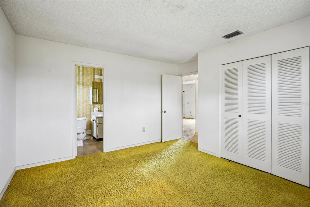 704 RADFORD PLACE Sun City Center, FL 33573