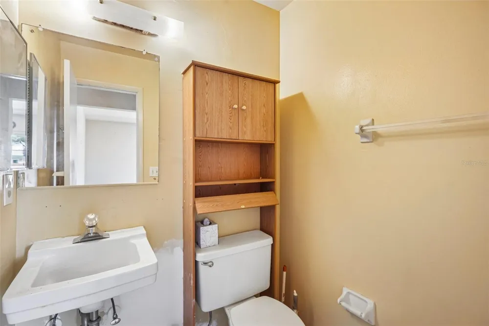 704 RADFORD PLACE Sun City Center, FL 33573