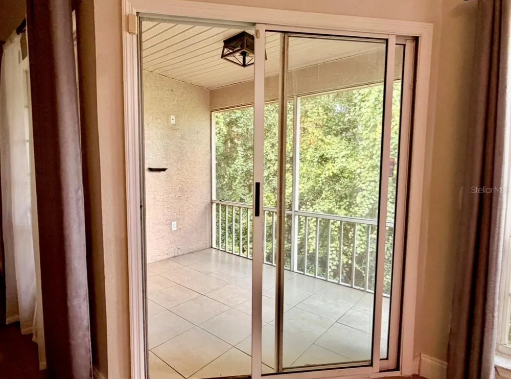 4607 GATE PLACE #202 Orlando, FL 32811