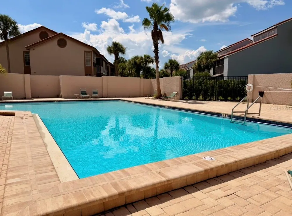 4607 GATE PLACE #202 Orlando, FL 32811
