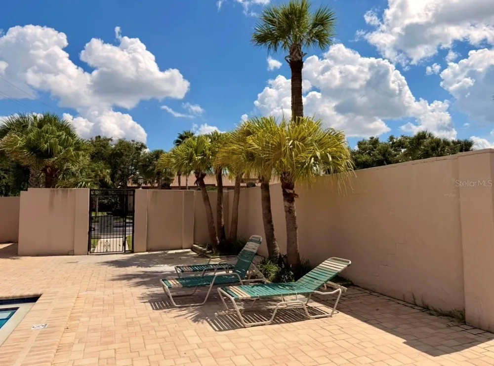 4607 GATE PLACE #202 Orlando, FL 32811
