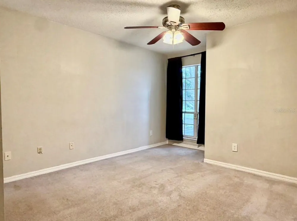 4607 GATE PLACE #202 Orlando, FL 32811