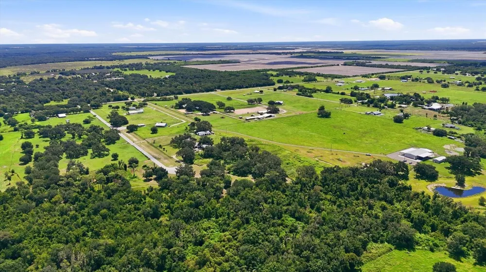 26115 39TH PL E BOULEVARD Myakka City, FL 34251