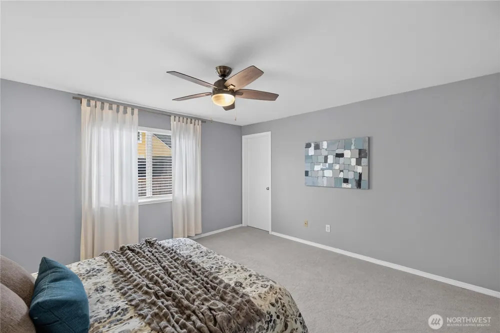 17601 SE 268th Place Covington, WA 98042