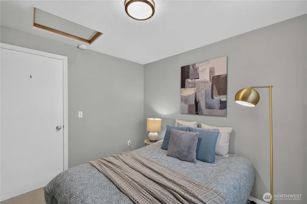 17601 SE 268th Place Covington, WA 98042
