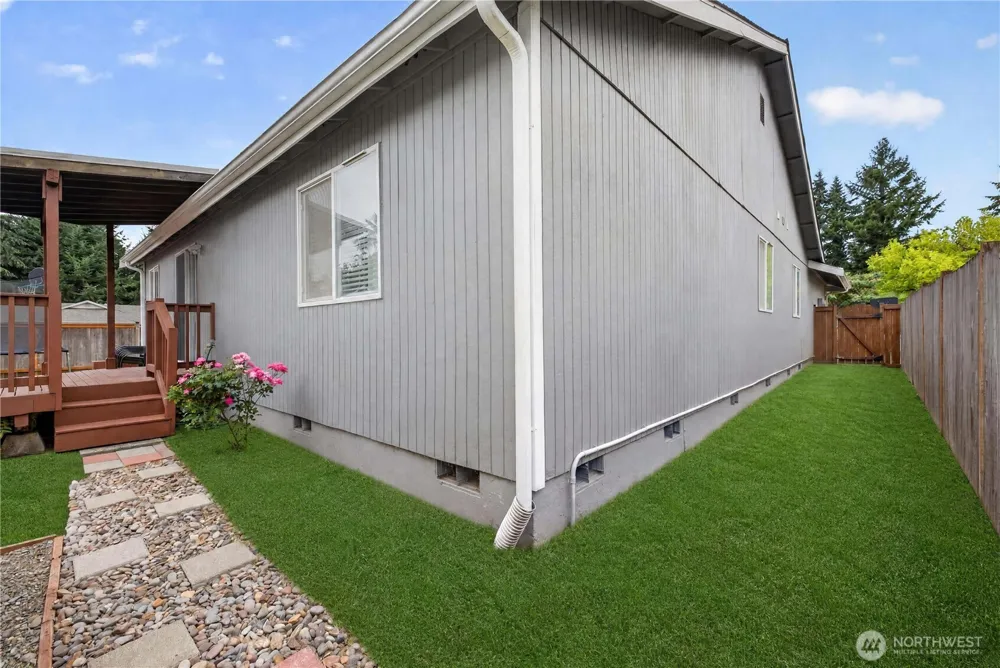 17601 SE 268th Place Covington, WA 98042
