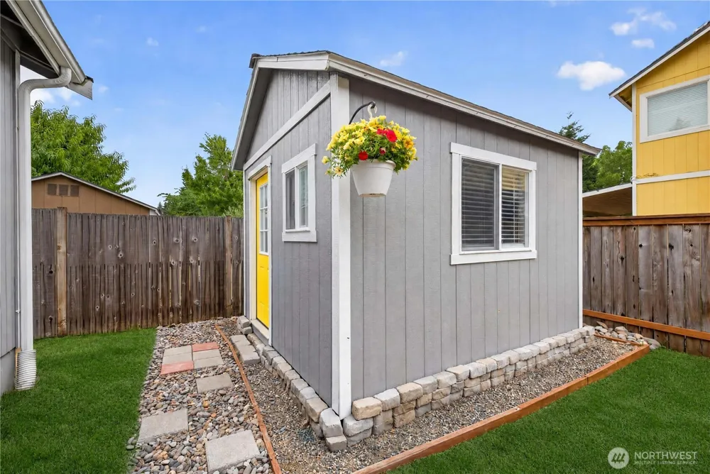 17601 SE 268th Place Covington, WA 98042