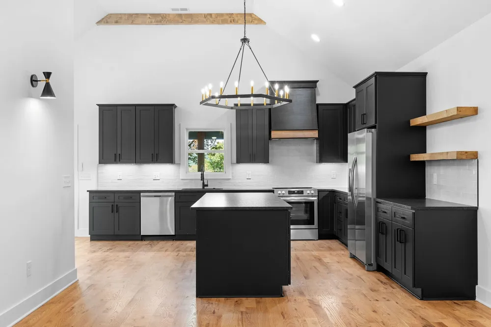 2405 Shoreside Dr Smithville, TN 37166