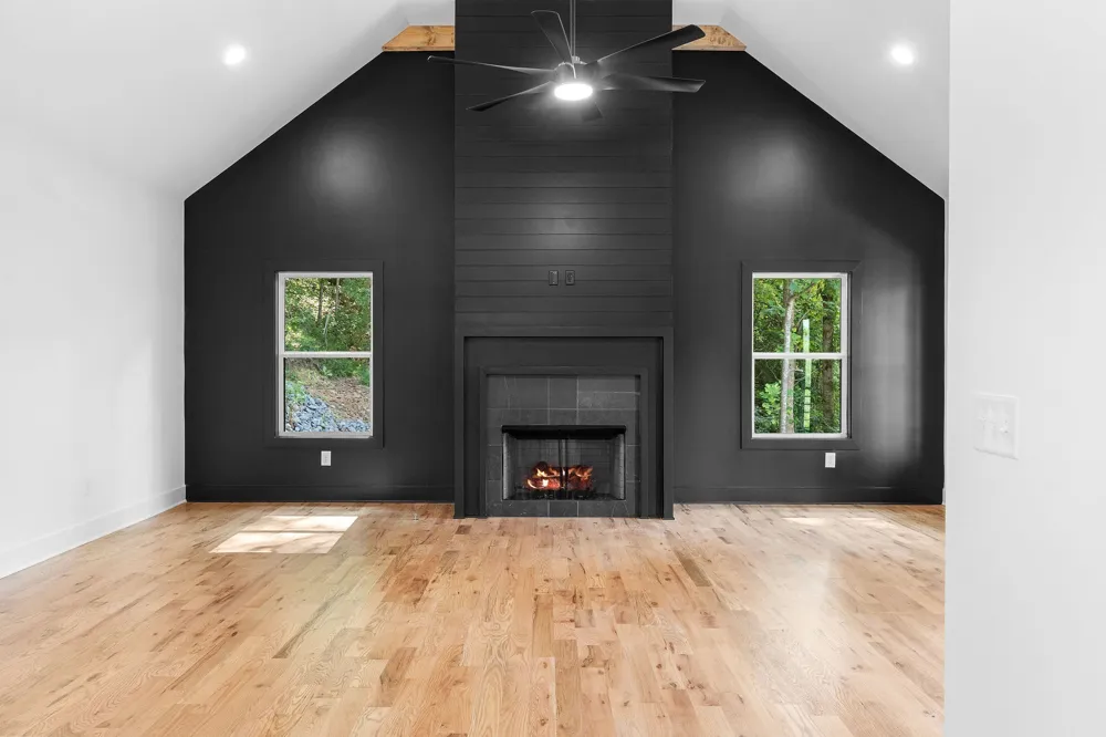 2405 Shoreside Dr Smithville, TN 37166