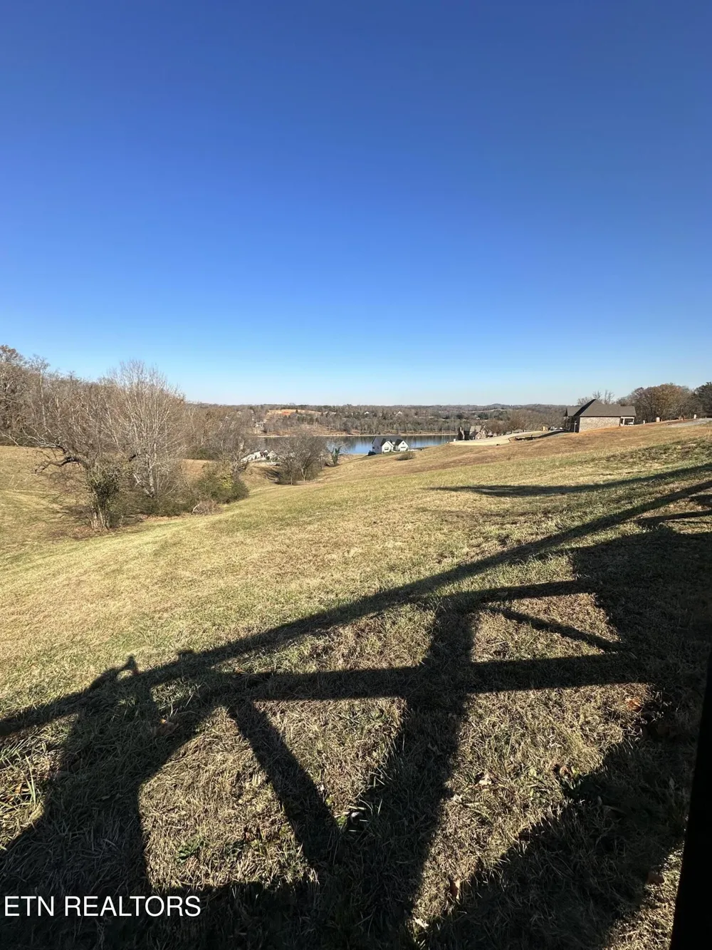 590 River Rd Loudon, TN 37774