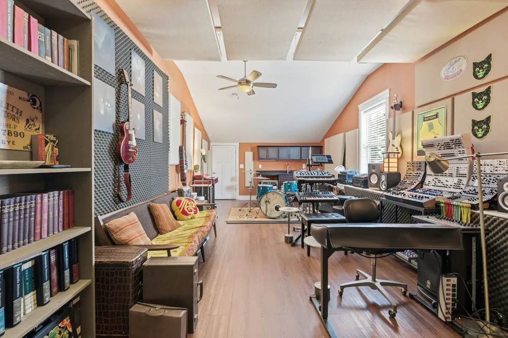 1433 14th Ave S Nashville, TN 37212