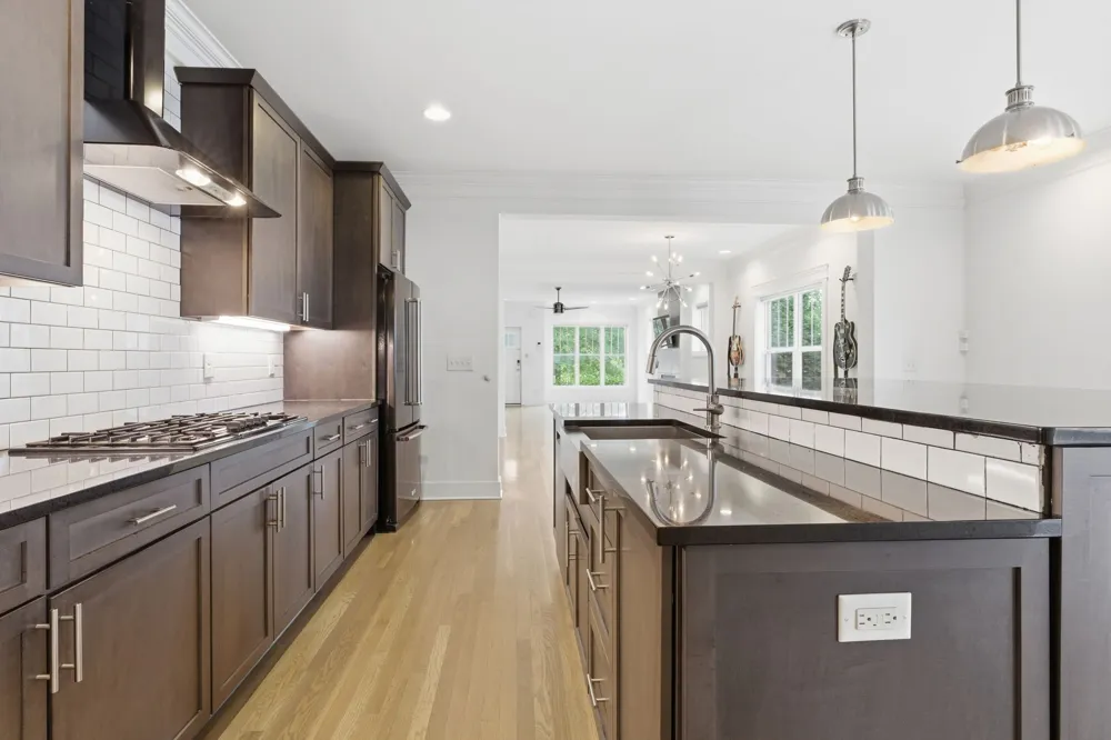 1433 14th Ave S Nashville, TN 37212