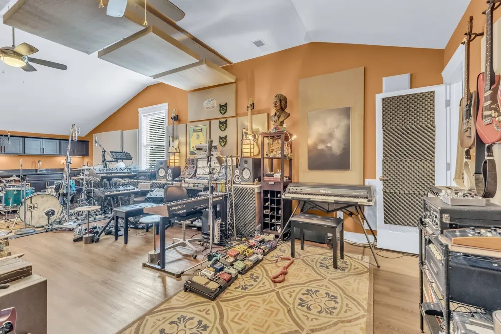 1433 14th Ave S Nashville, TN 37212