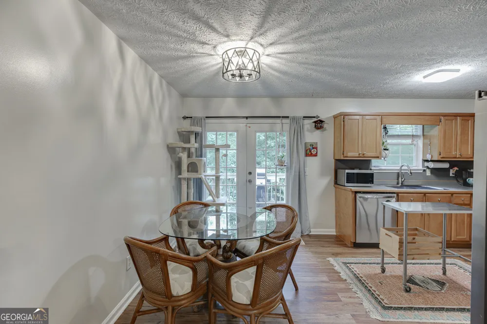 9420 Manor LN Gainesville, GA 30506