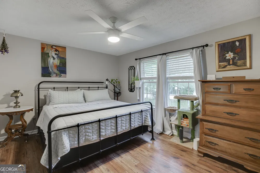 9420 Manor LN Gainesville, GA 30506