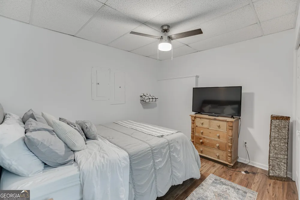 9420 Manor LN Gainesville, GA 30506