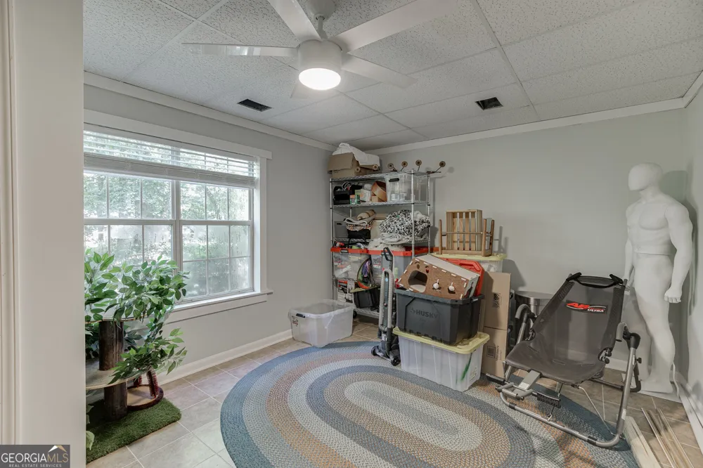 9420 Manor LN Gainesville, GA 30506