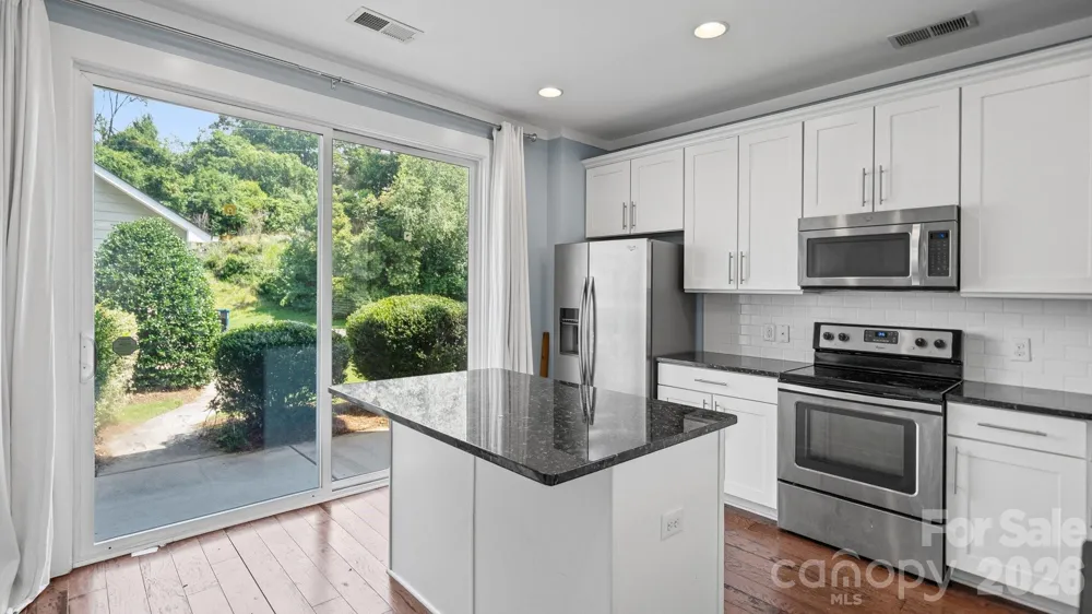 3134 Bending Birch Place Charlotte, NC 28206