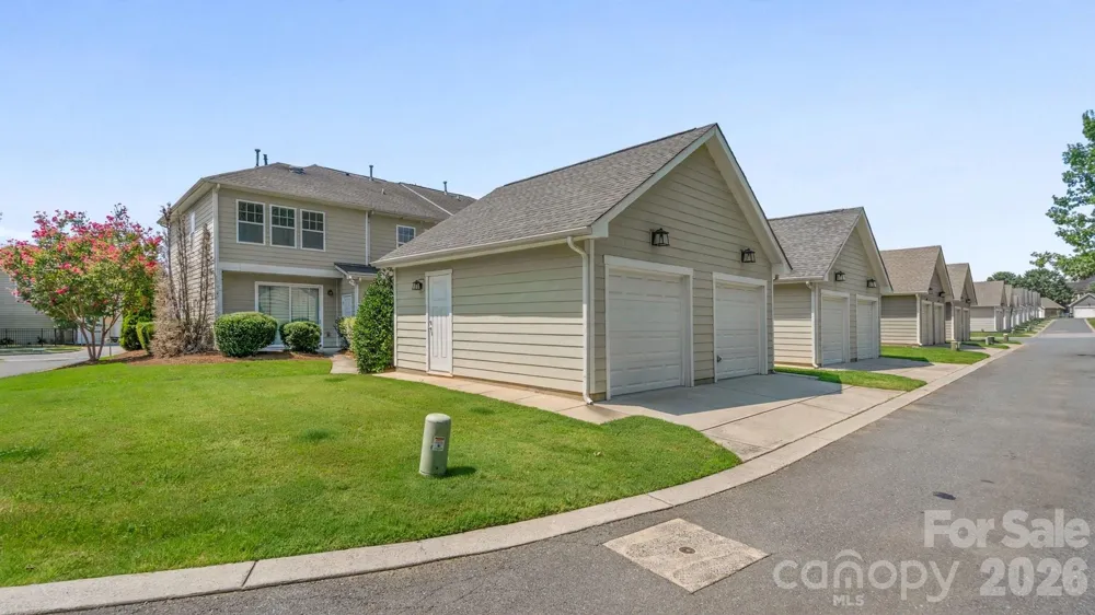 3134 Bending Birch Place Charlotte, NC 28206