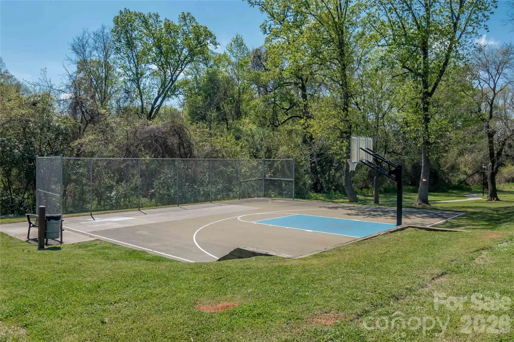 3134 Bending Birch Place Charlotte, NC 28206