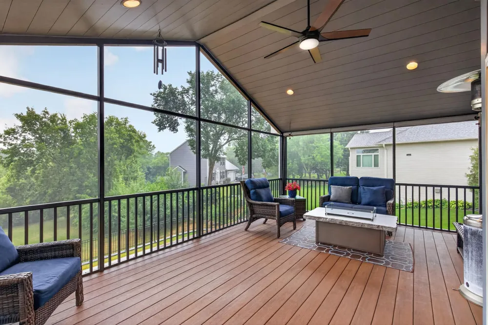 8939 Heatherton Ridge Drive Savage, MN 55378