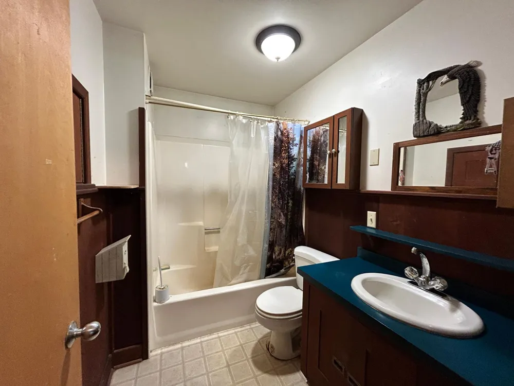 3143 State 200 NW Walker, MN 56484