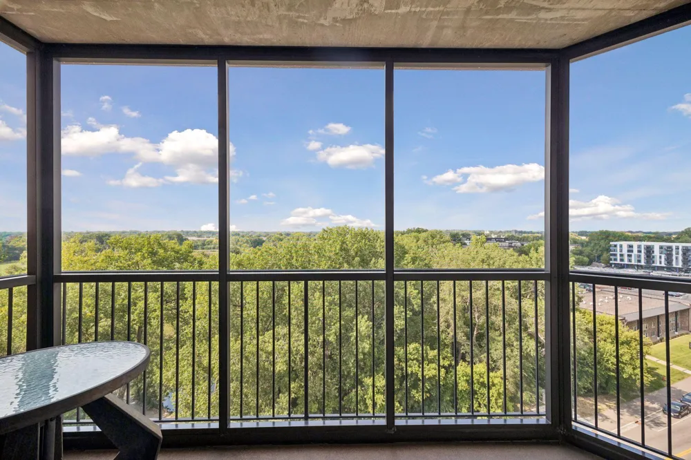 6500 Woodlake Drive #905 Richfield, MN 55423