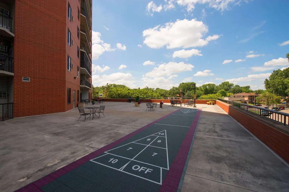 6500 Woodlake Drive #905 Richfield, MN 55423