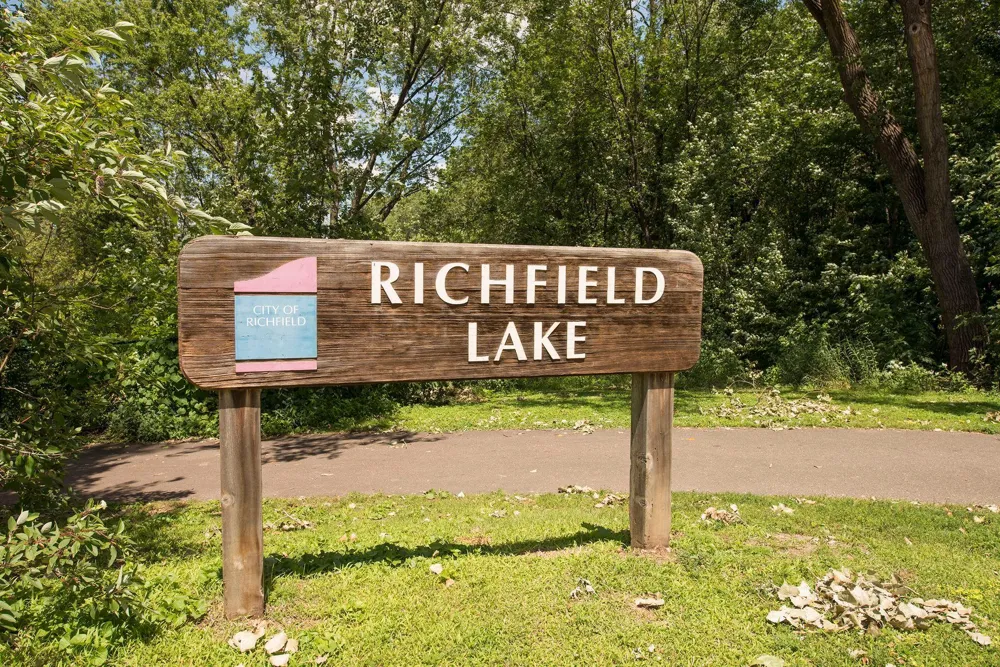 6500 Woodlake Drive #905 Richfield, MN 55423
