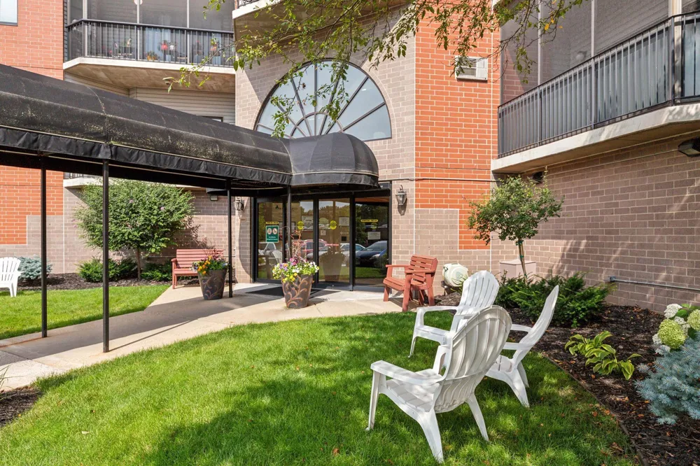 6500 Woodlake Drive #905 Richfield, MN 55423