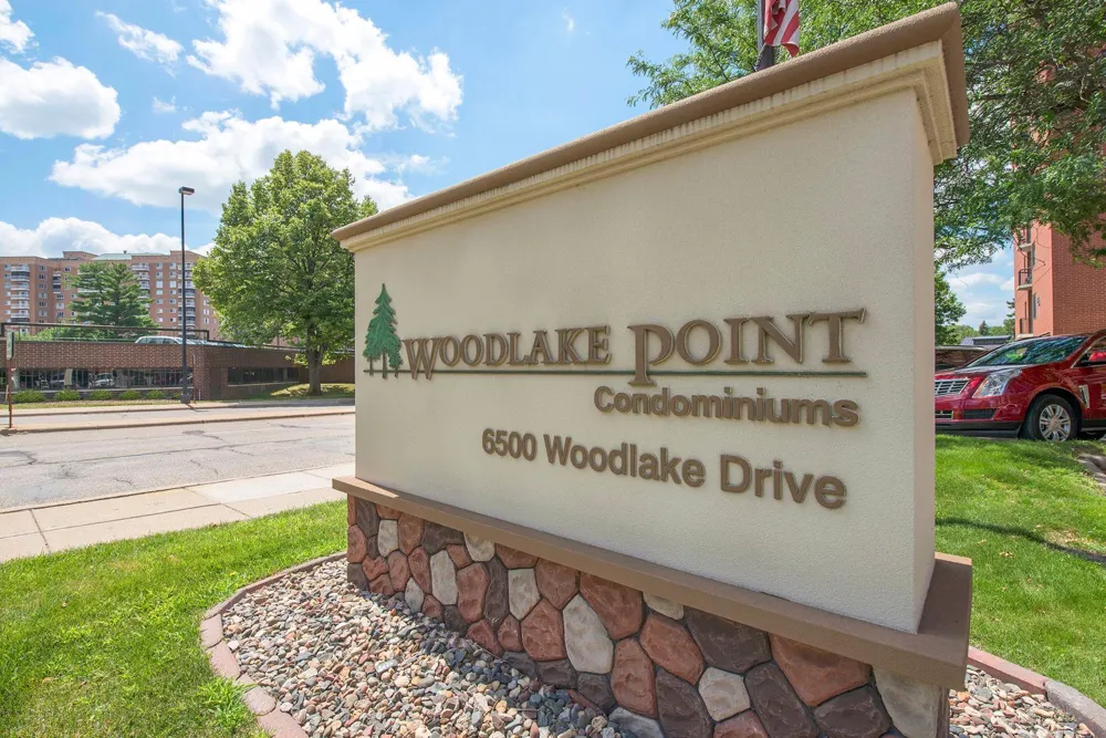 6500 Woodlake Drive #905 Richfield, MN 55423