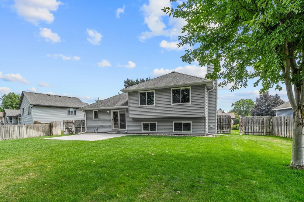 7366 Janero Avenue S Cottage Grove, MN 55016